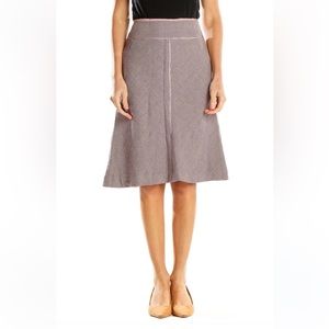 Ann Taylor Pink Woven Classic A-Line Skirt. pinky lavender. Size 4.